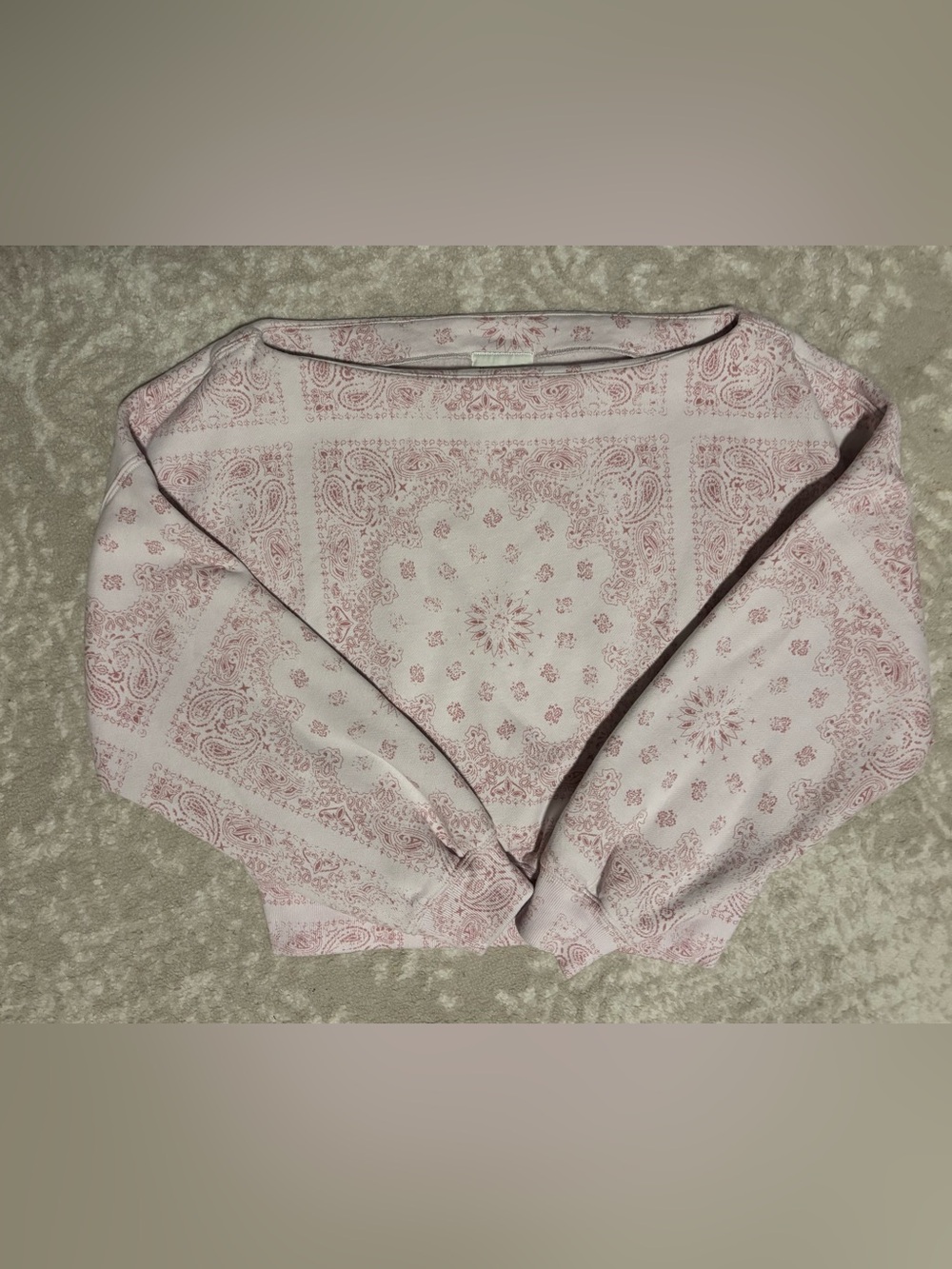Abercrombie & Fitch - Drop Off Shoulder Pink Medium Crop Cozy Sweater LIKE NEW